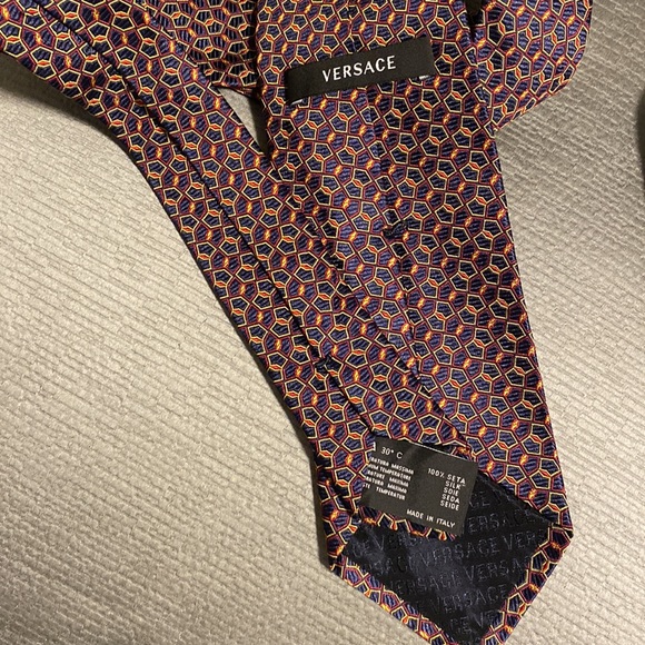 Versace bundle of vintage ties - Picture 7 of 8